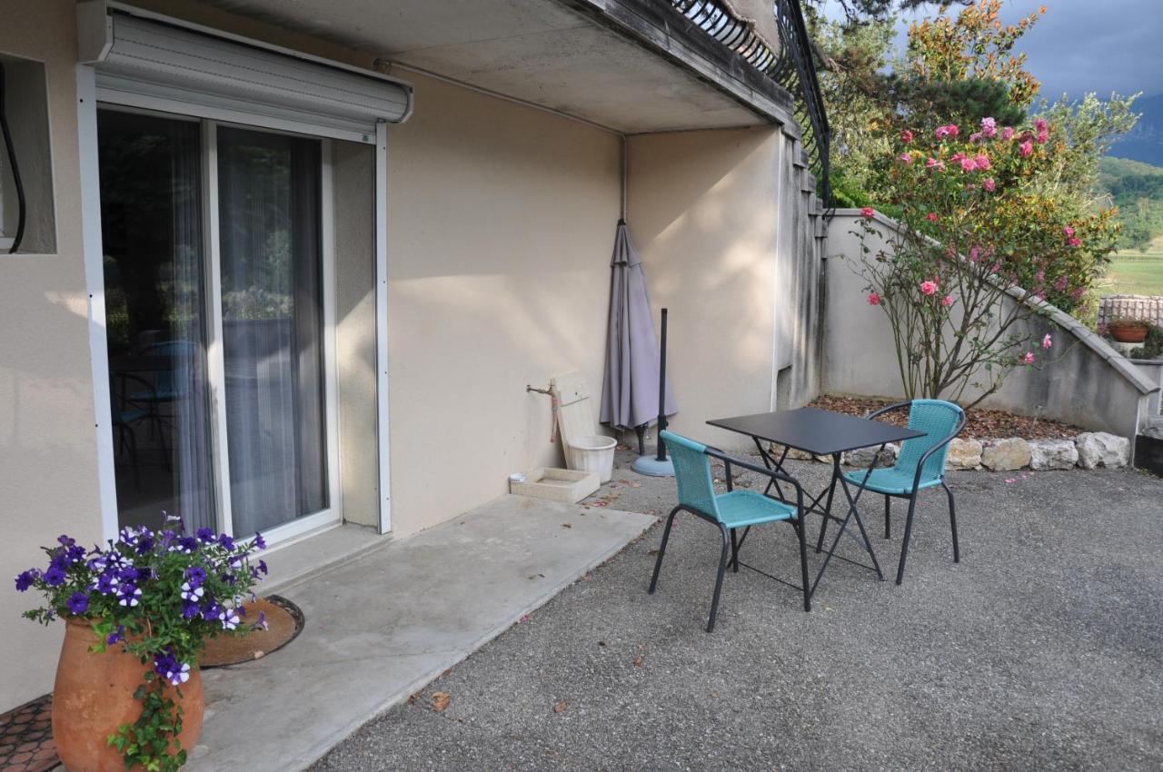 La Bourgeat Apartment Chantesse Екстериор снимка